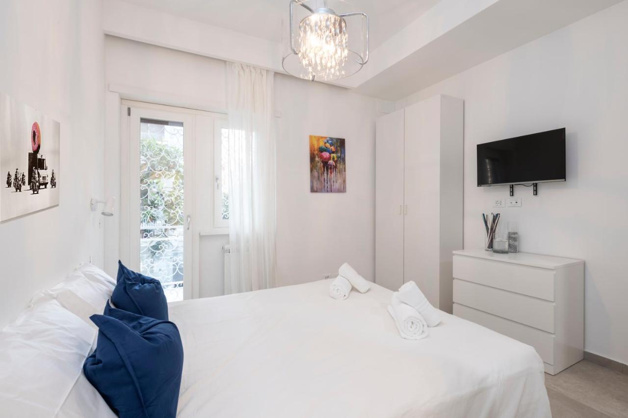 Easystayrome 10 Pax 3 Baths 1 Min From Metro Exterior foto